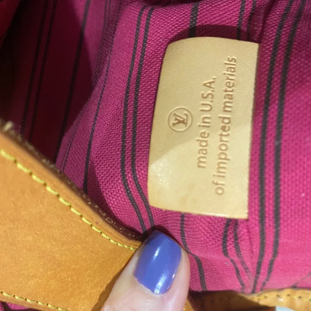 Authentic Louis Vuitton Delightful MM - Picture 15 of 16